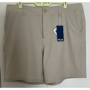 NWT HUK Performance Fishings Men’s Sz 36 Khaki Waypoint Shorts Zip Pockets 7.5”